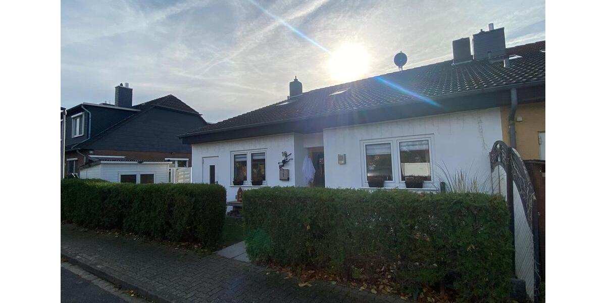 Reihenhaus Algermissen - 5 Zimmer, 142 m&sup2;, 390.000&euro; | Angebot:26844544