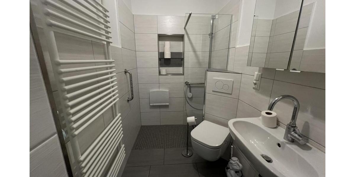 Großzügiges Wohnhaus mit Traumgarten 11 zimmer