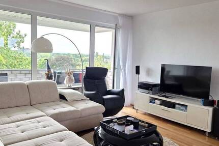 Attraktive 4-Zimmer-Wohnung mit Panoramablick in Kirchrode!
