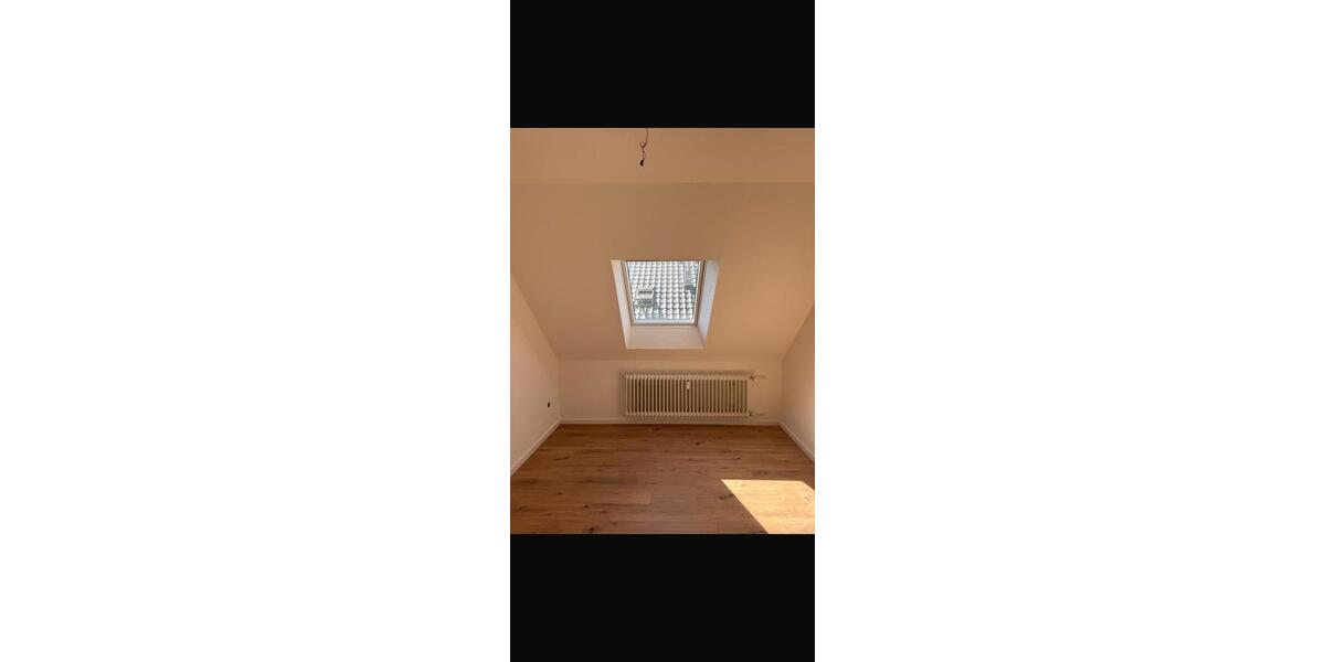 Dachgeschoßwohnung Garbsen Berenbostel - 3 Zimmer, 72 m&sup2;, 720&euro; | Angebot:26300774