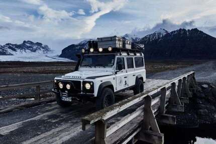 Land Rover Defender 124.500 km 35.900 &euro; Hannover 30457