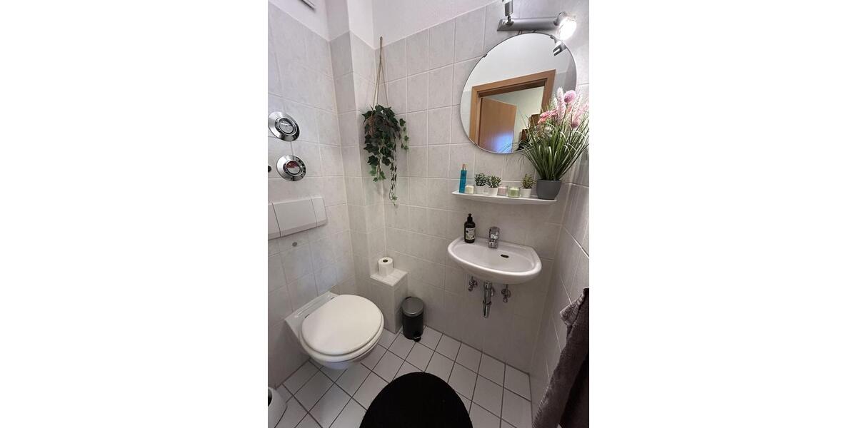 Dachgeschoßwohnung Hannover Herrenhausen-Stöcken - 3 Zimmer, 84 m&sup2;, 880&euro; | Angebot:24890343