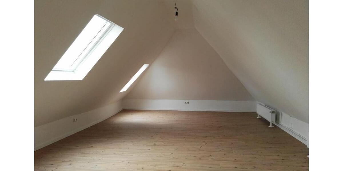 Maisonettenwohnung Algermissen - 6 Zimmer, 160 m&sup2;, 1.200&euro; | Angebot:24841248
