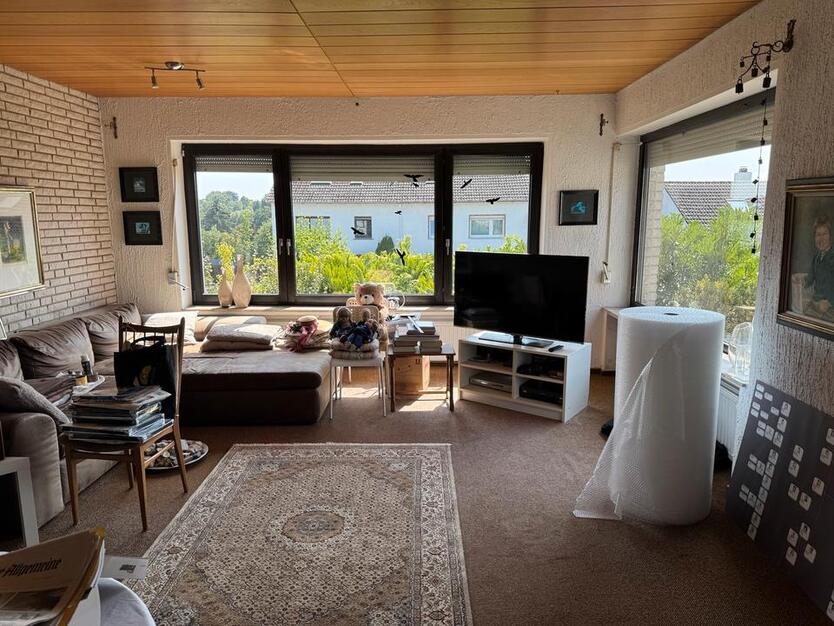 Bungalow, voll unterkellert, mit tollem Ausblick, idyllische Lage