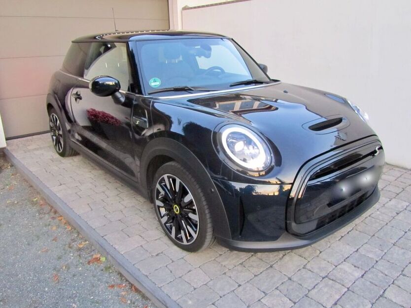 Cooper SE
