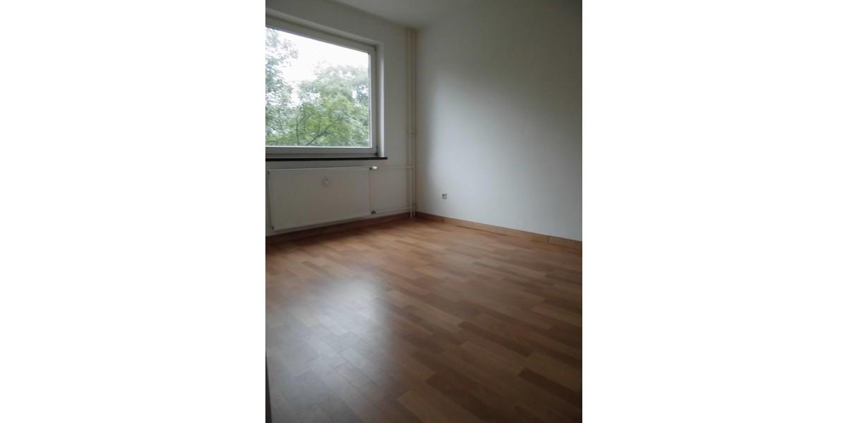 Stop! 3- Zimmerwohnung in Hannover-Sahlkamp 3 zimmer