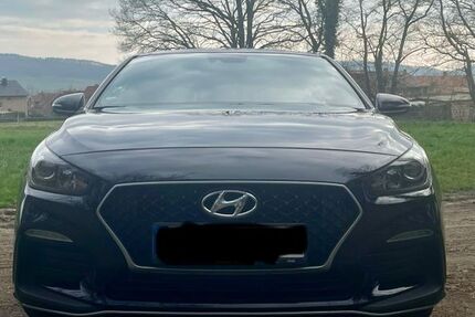 Hyundai i30 87.000 km 14.400 &euro; Hannover 30419