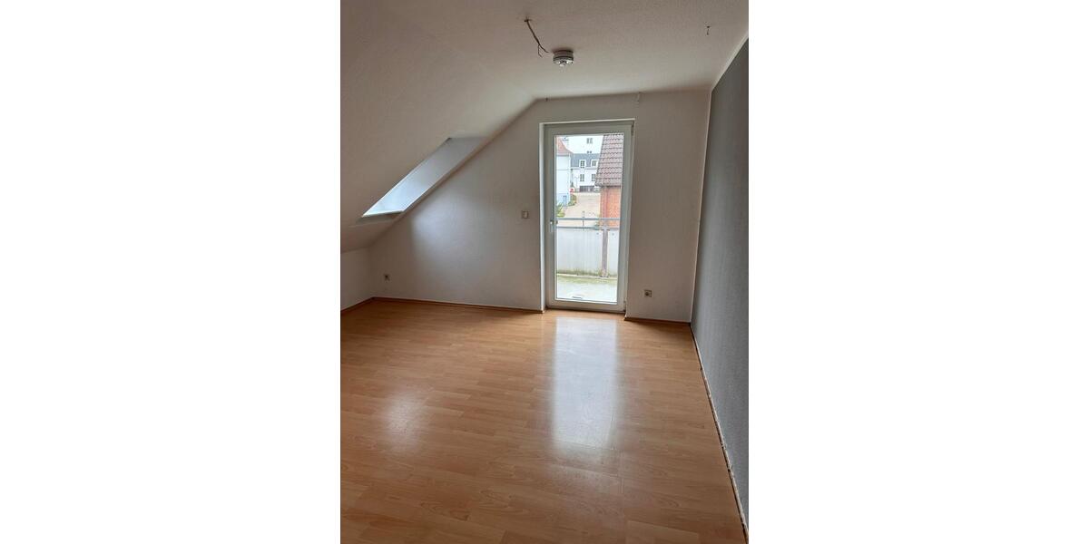 Etagenwohnung Bad Nenndorf - 2 Zimmer, 67 m&sup2;, 670&euro; | Angebot:25012501