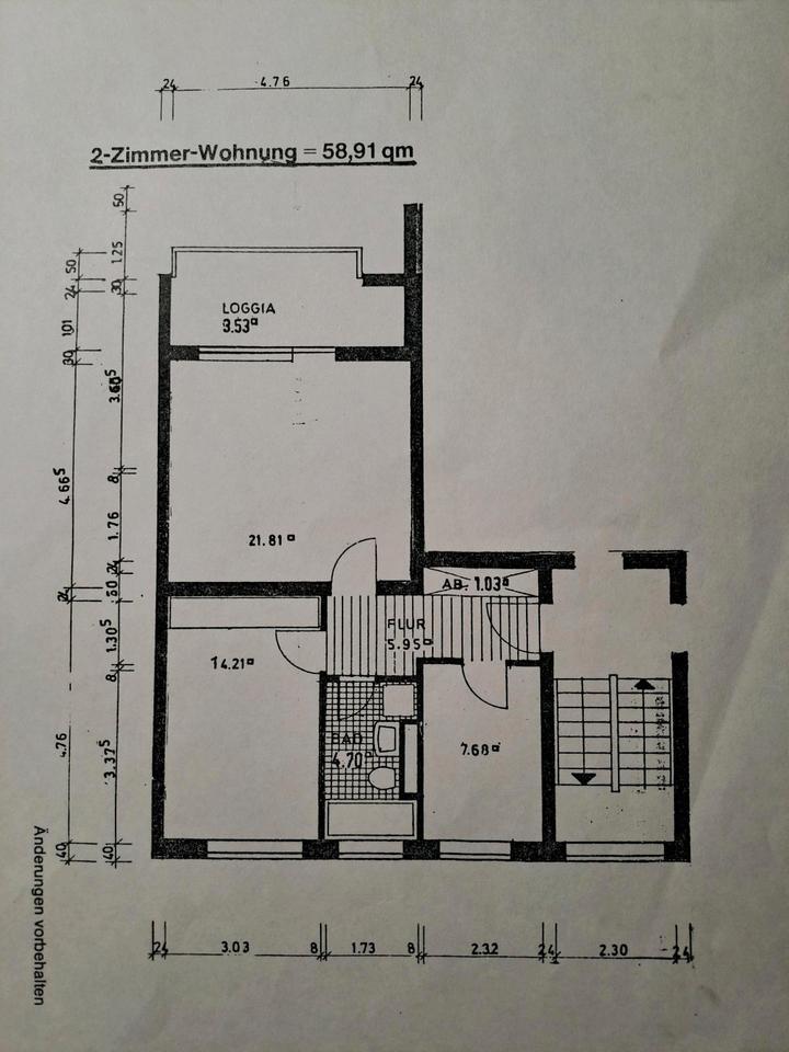 2 Zimmer Eigentumswohnung mit Balkon und Fenster im Bad zimmer