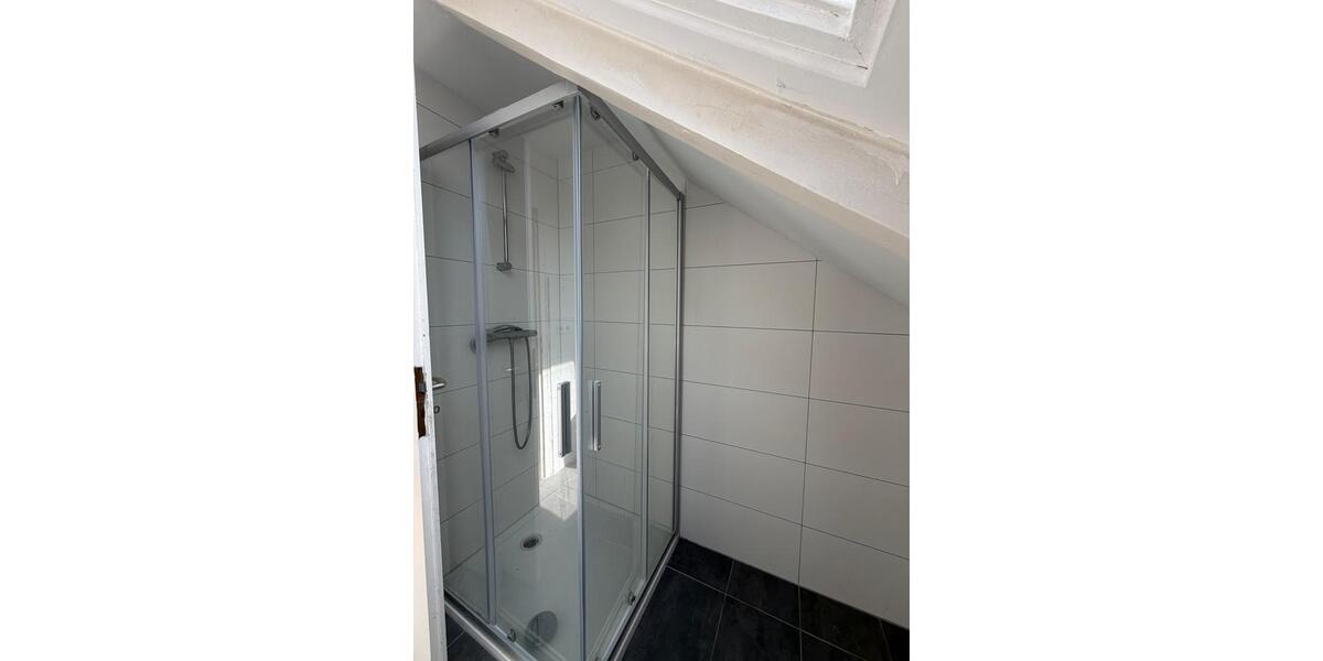 Dachgeschoßwohnung Hannover Bothfeld-Vahrenheide - 2 Zimmer, 50 m&sup2;, 700&euro; | Angebot:26417412