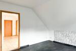 Etagenwohnung Hannover Groß Buchholz - 4 Zimmer, 145 m&sup2;, 1.500&euro; | Angebot:26902975