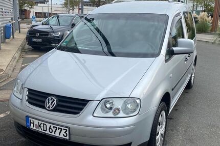 VW Caddy 321.156 km 3.000 &euro; Laatzen 30880