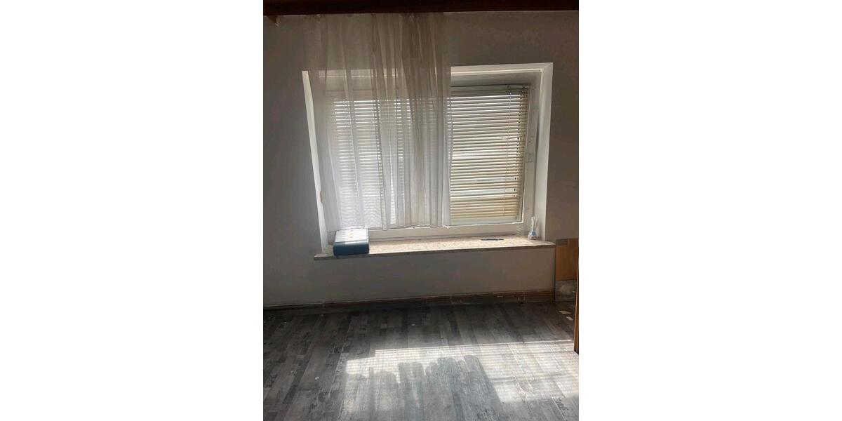 Etagenwohnung Seelze - 5 Zimmer, 95 m&sup2;, 1.500&euro; | Angebot:26256635