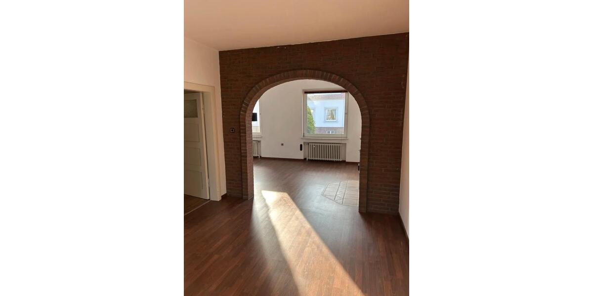 Hochparterre Hannover Buchholz-Kleefeld - 2.5 Zimmer, 80 m&sup2;, 1.190&euro; | Angebot:27598634