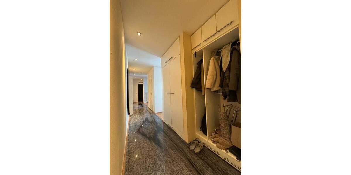 Maisonettenwohnung Hannover - 5 Zimmer, 196 m&sup2;, 2.470&euro; | Angebot:25148036