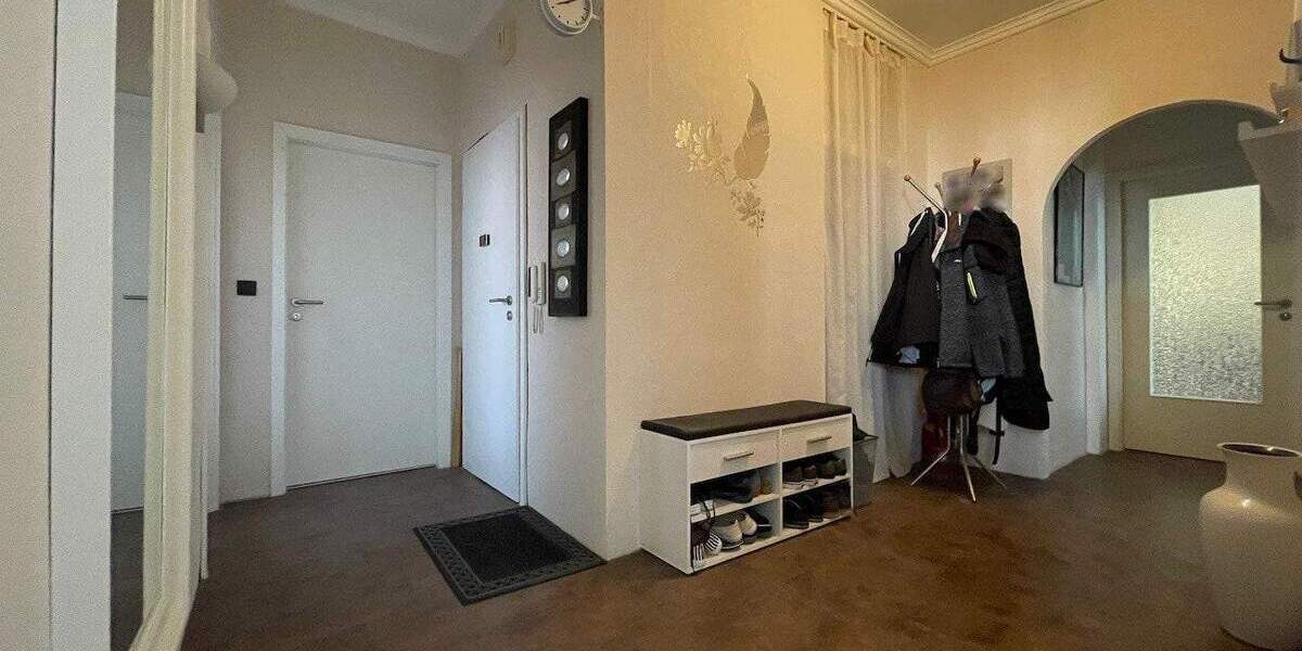 Etagenwohnung Hannover Oststadt - 3 Zimmer, 96 m&sup2;, 299.000&euro; | Angebot:25743929