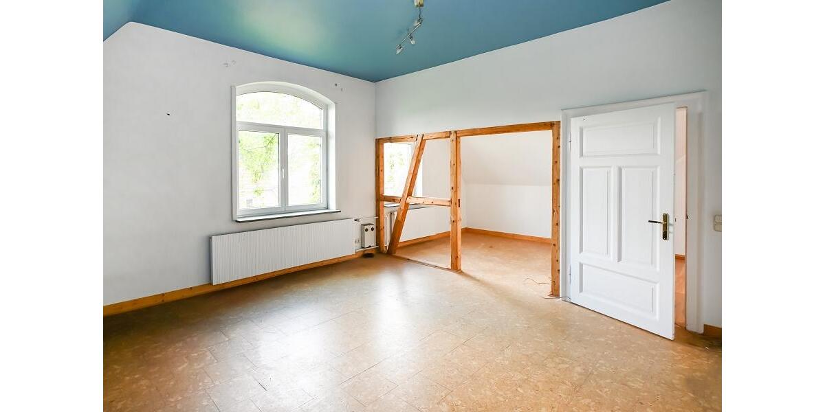 Einfamilienhaus Langenhagen Engelbostel - 8 Zimmer, 355 m&sup2;, 2.200&euro; | Angebot:26662248