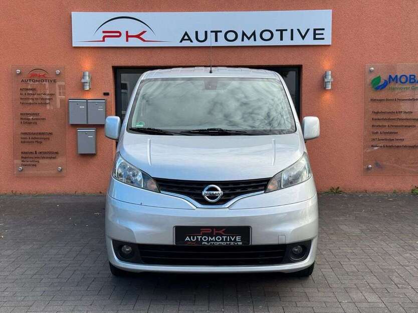NV200