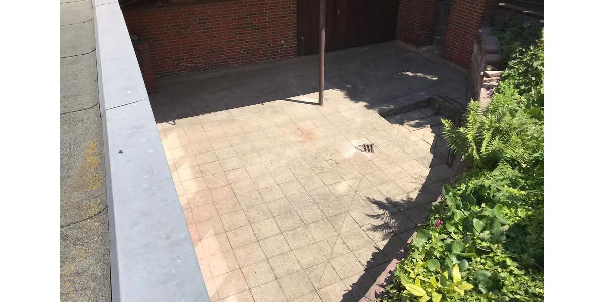 Wunderschön renovierte 2 Zimmerwohnung mit großer Terrasse nach Süden! 2 zimmer