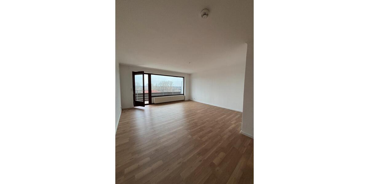 Etagenwohnung Garbsen Berenbostel - 3 Zimmer, 87 m&sup2;, 900&euro; | Angebot:24563436