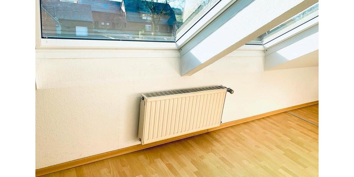 Dachgeschoßwohnung Isernhagen - 3 Zimmer, 90 m&sup2;, 540&euro; | Angebot:26321689