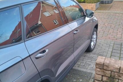 Skoda Karoq 8.000 km 29.500 &euro; Giesen 31180