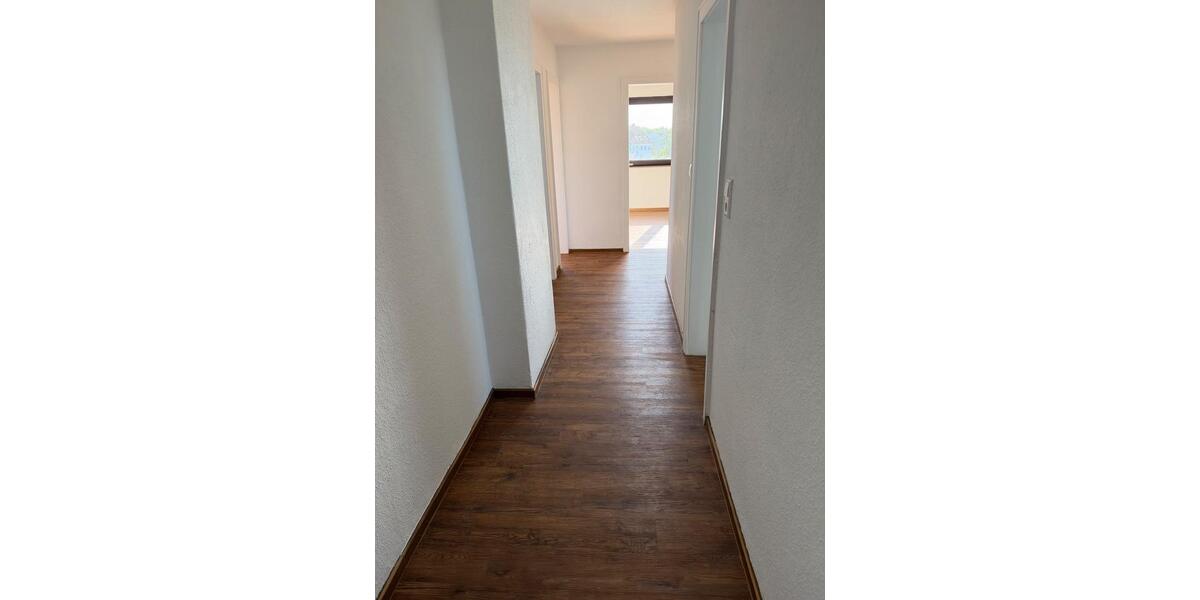 Dachgeschoßwohnung Hannover Döhren-Wülfel - 4 Zimmer, 95 m&sup2;, 1.140&euro; | Angebot:27594912