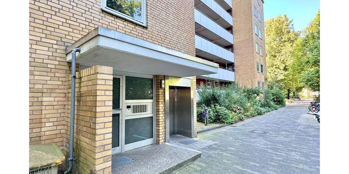 RUDNICK bietet TOP LAGE + AUFZUG: Gepflegte 3-Zimmer-Wohnung in Linden Mitte 3 zimmer