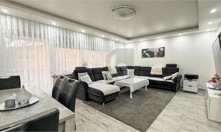 Mehrfamilienhaus, Wohnhaus Lehrte - 9 Zimmer, 271 m&sup2;, 589.000&euro; | Angebot:27568774