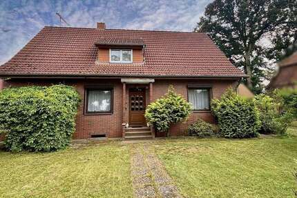 Haus zum Kaufen in Burgwedel 333.333 € 151.31 m² 6 zimmer