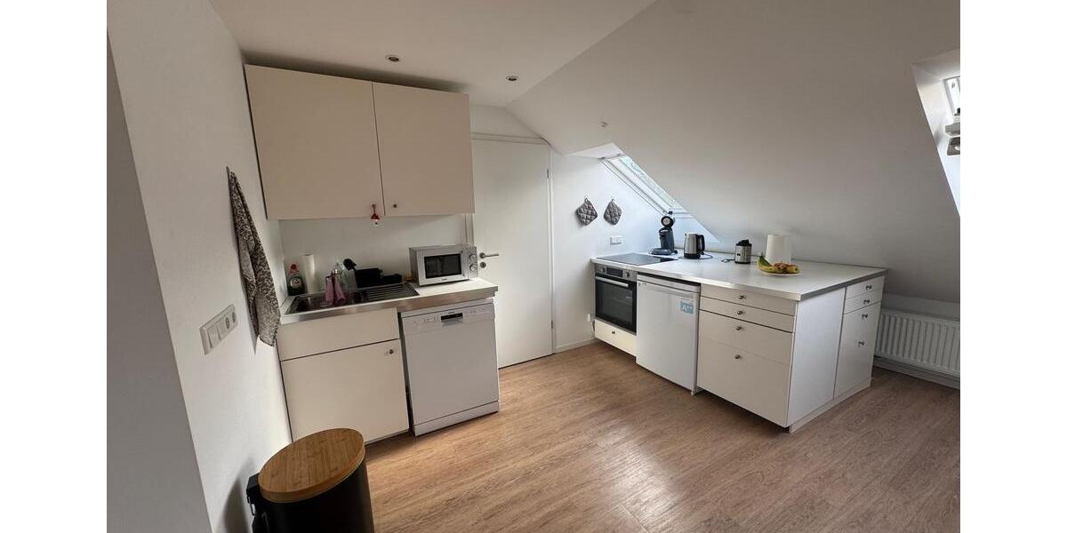 Dachgeschoßwohnung Hannover Buchholz-Kleefeld - 2 Zimmer, 45 m&sup2;, 530&euro; | Angebot:25536178