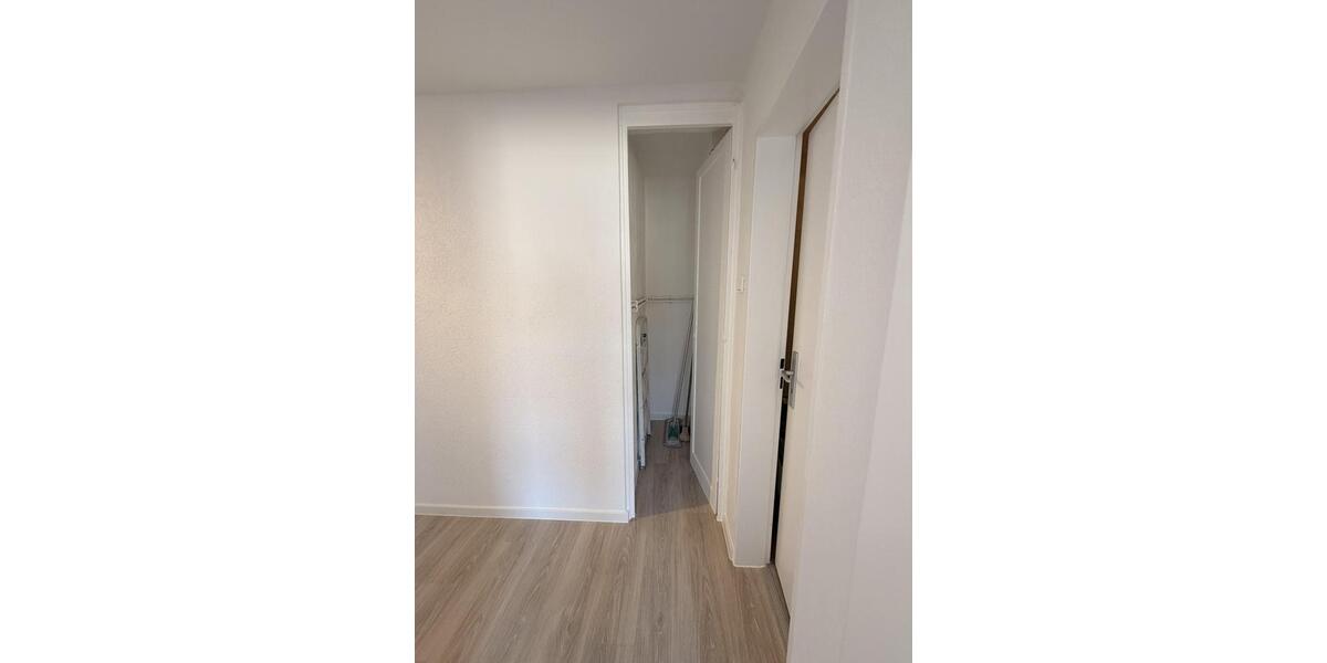 Etagenwohnung Hannover Vahrenwald-List - 3 Zimmer, 65 m&sup2;, 750&euro; | Angebot:25350570