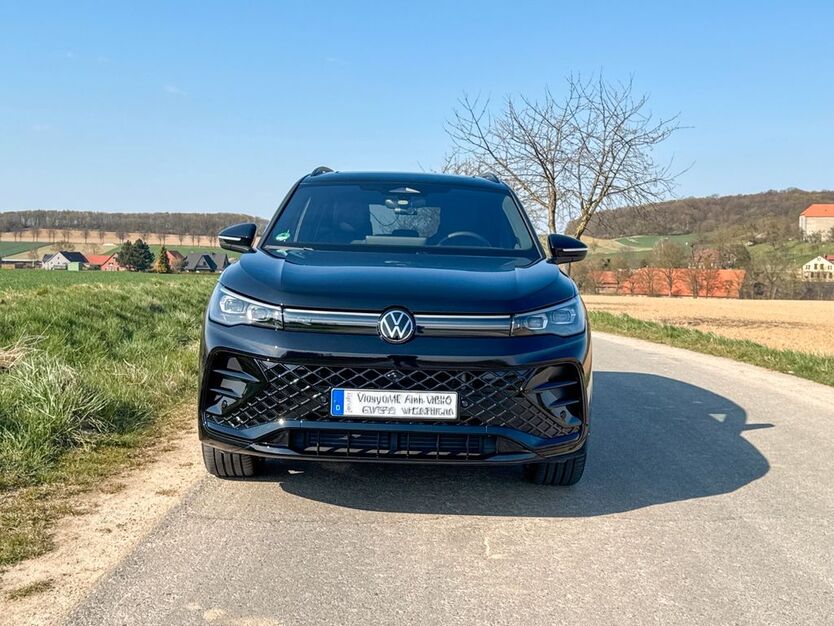 VW Tiguan 9.400 km 55.290 € Elze 31008