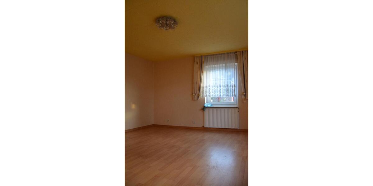 Einfamilienhaus Langenhagen Brink - 9 Zimmer, 270 m&sup2;, 560.000&euro; | Angebot:24362754