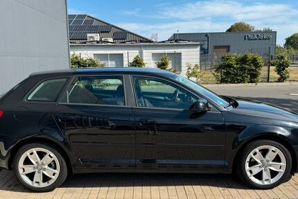 Audi A3 112.778 km 7.400 € Hildesheim 31137