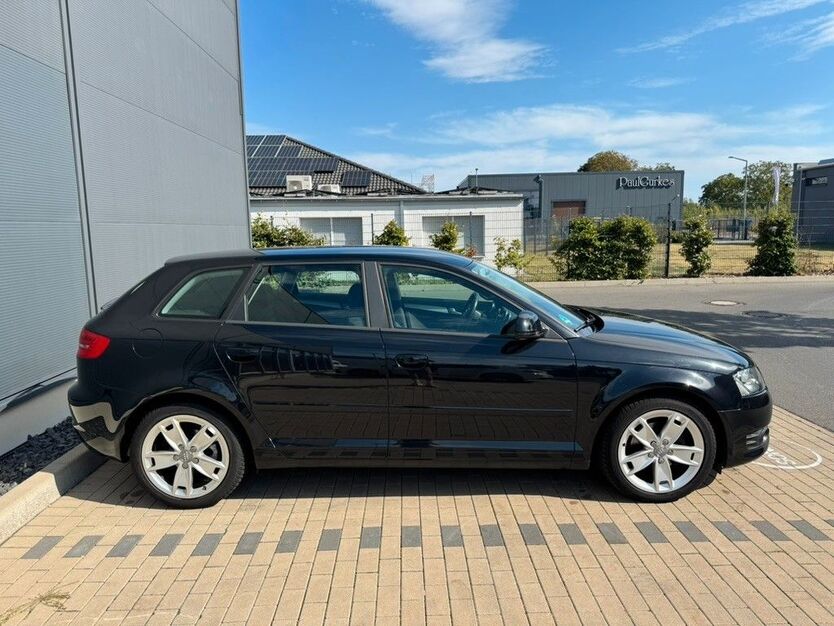 Audi A3 112.778 km 7.400 € Hildesheim 31137