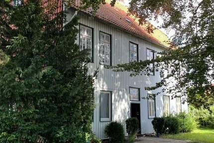 Haus zum Kaufen in Dedensen 220.000 € 288 m²