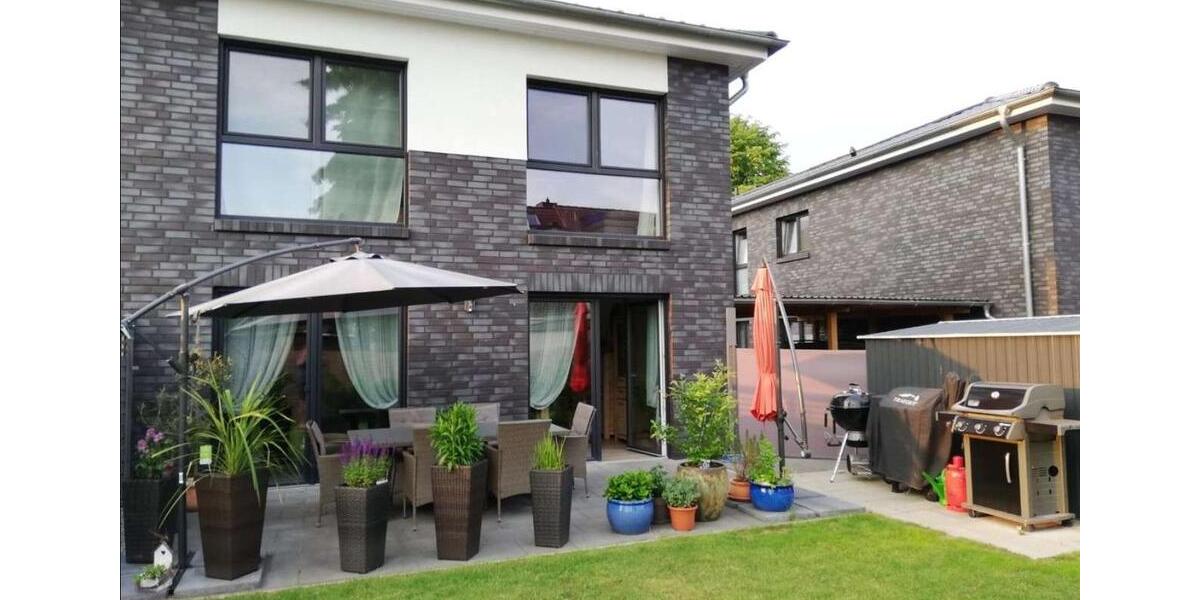 Doppelhaushälfte Lehrte - 4 Zimmer, 126 m&sup2;, 1.490&euro; | Angebot:26196070