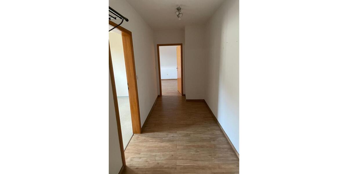 Etagenwohnung Bad Nenndorf - 2 Zimmer, 80 m&sup2;, 640&euro; | Angebot:25966622