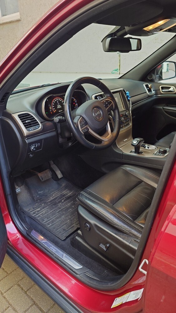 Grand Cherokee