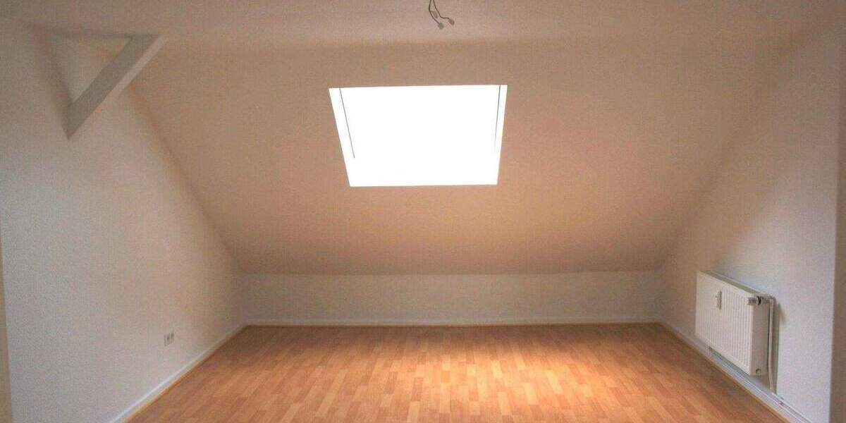 Sonnige Atelierwohnung - mit kleinem Büro möglich 3 zimmer