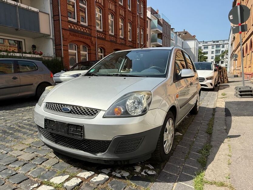 Ford Fiesta 84.883 km 2.500 € Hannover 30171