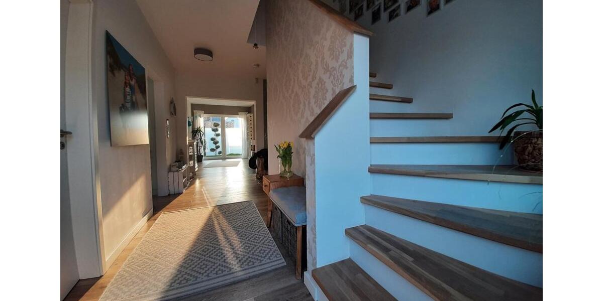 Einfamilienhaus Pattensen - 6.5 Zimmer, 198 m&sup2;, 780.000&euro; | Angebot:26990652