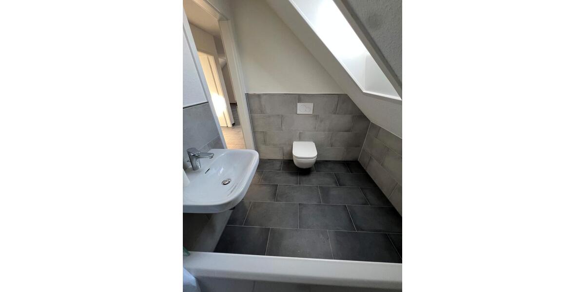 Dachgeschoßwohnung Burgdorf - 2 Zimmer, 54 m&sup2;, 129.000&euro; | Angebot:26123918