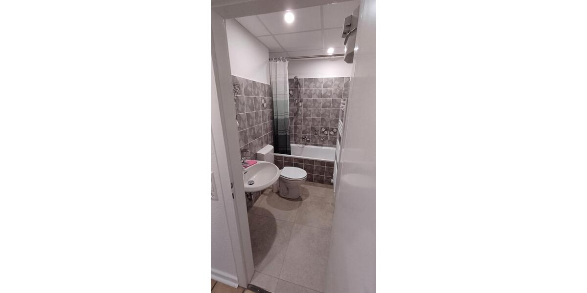 Erdgeschoßwohnung Hannover - 3 Zimmer, 70 m&sup2;, 770&euro; | Angebot:26334697