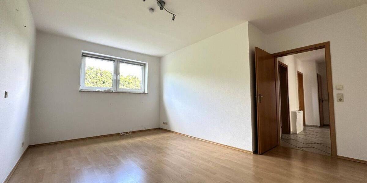 Etagenwohnung Harsum Hönnersum - 3 Zimmer, 87 m&sup2;, 750&euro; | Angebot:26879355