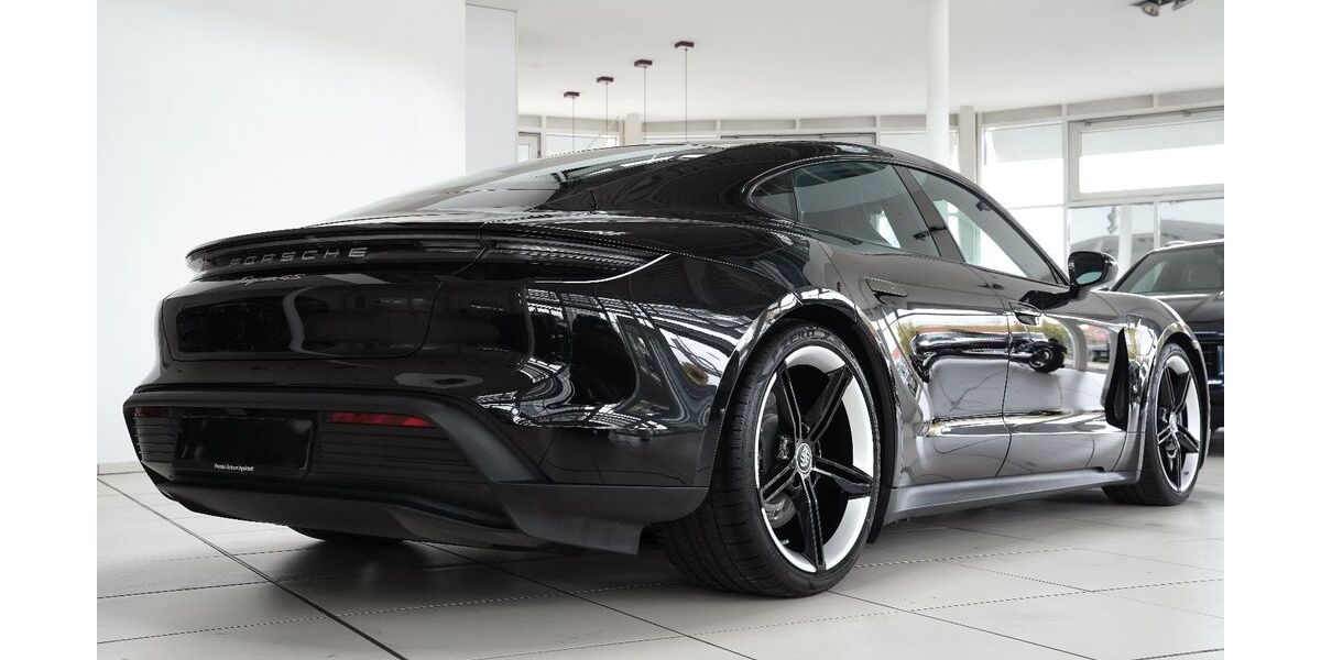 Porsche Taycan 119.990 km 48.990 &euro; Garbsen 30823