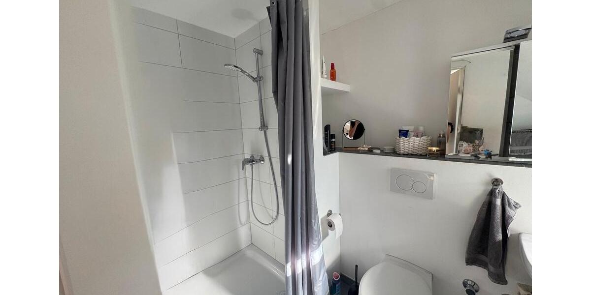 Dachgeschoßwohnung Hannover Buchholz-Kleefeld - 2 Zimmer, 45 m&sup2;, 530&euro; | Angebot:25536178