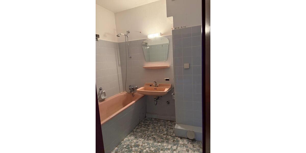 Dachgeschoßwohnung Seelze - 3 Zimmer, 73 m&sup2;, 144.000&euro; | Angebot:26355582