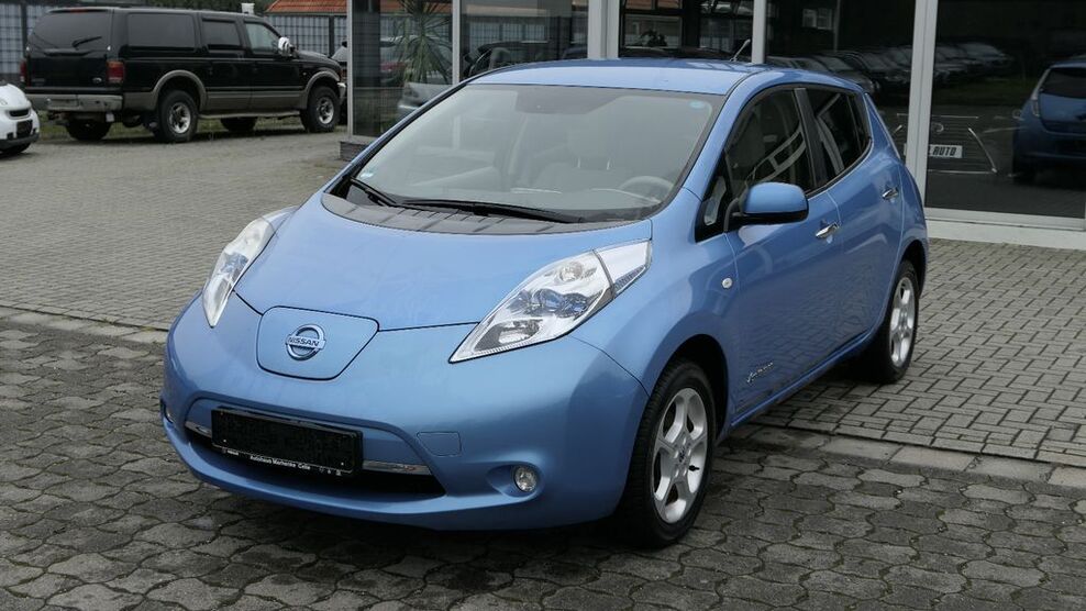 Nissan Leaf 61.000 km 6.890 € Adelheidsdorf 29352